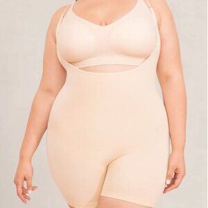 Shapermint Essentials Open Bust Bodysuit Shaper Short NWT Size Medium